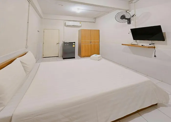 Ze Ramintra Near Fashion Island Hotel Bangkok