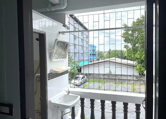 Ze Ramintra Near Fashion Island 曼谷