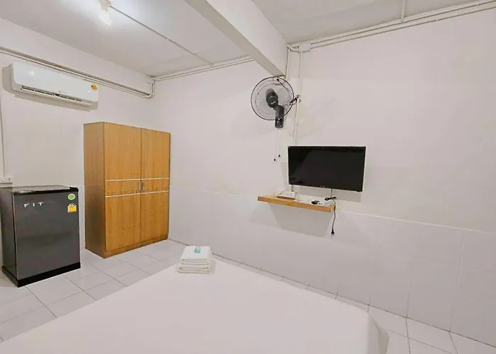 Hotel Ze Ramintra Near Fashion Island Bangkok